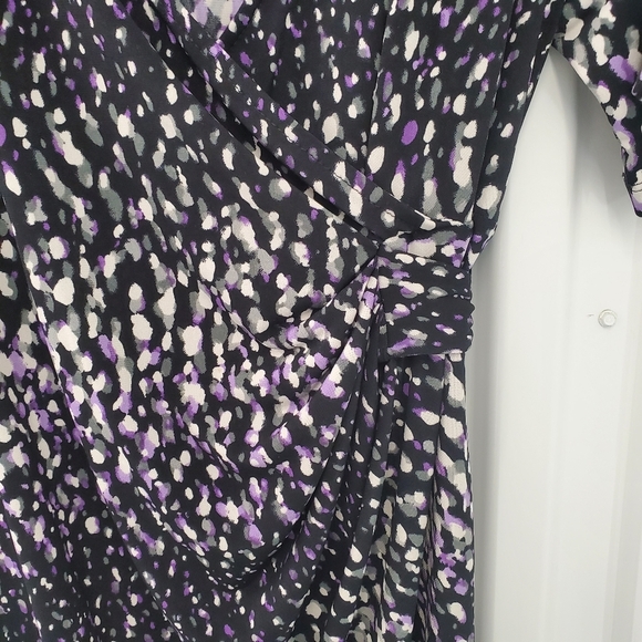 Motherhood Maternity | V neck Flowy Dress - Picture 8 of 12